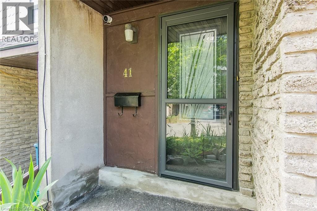 80 OLD COUNTRY Drive Unit# 41 — photo 3
