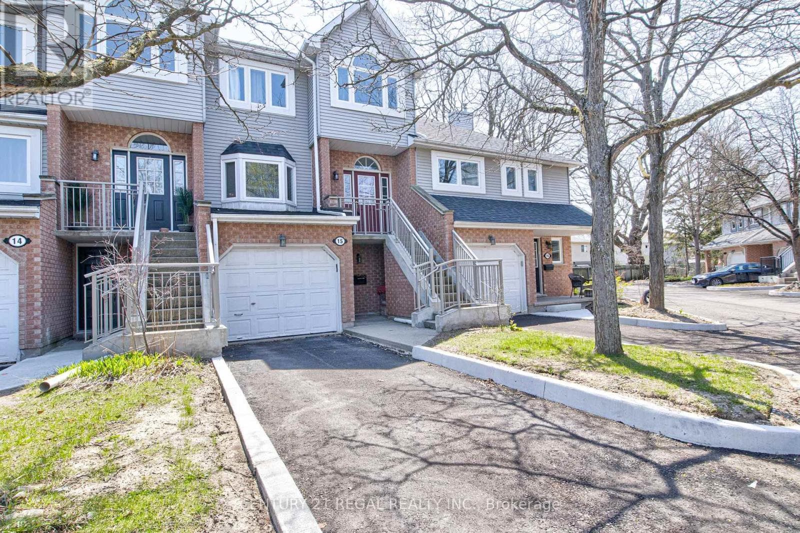 15 - 310 CHRISTOPHER DRIVE — photo 1
