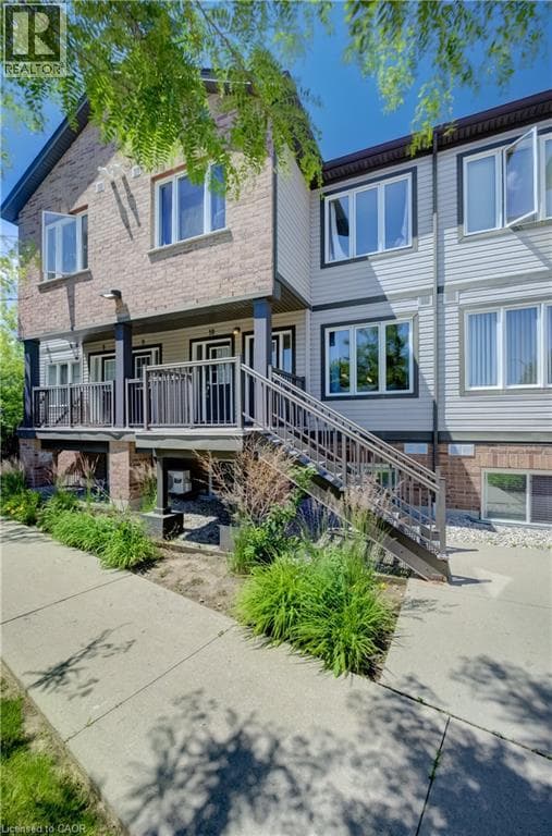 42 WEST ACRES Crescent Unit# 6 — photo 3