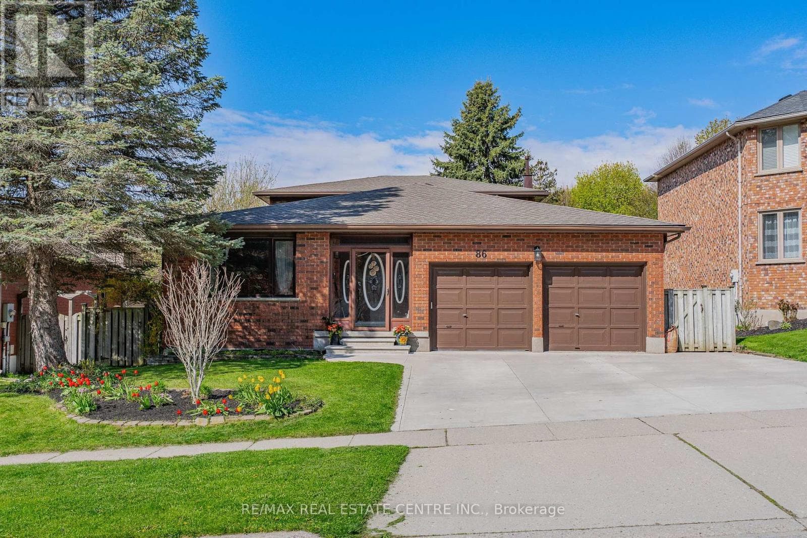 86 CHIMNEY HILL DRIVE — photo 2