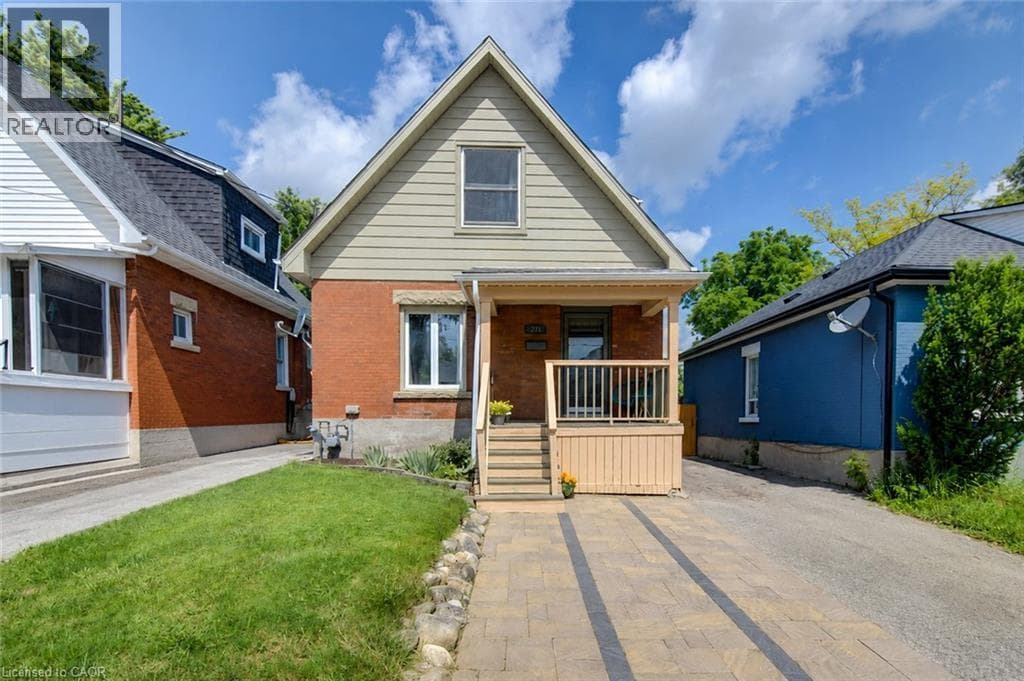 271 LONDON Road W — photo 1