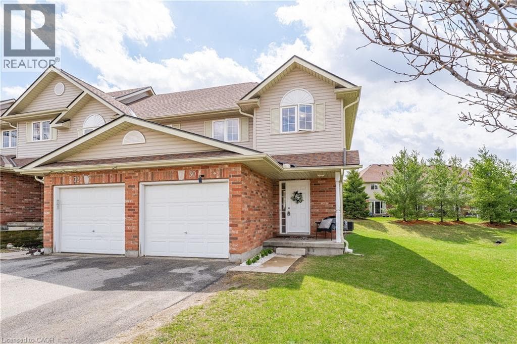 30 FALLOWFIELD Drive — photo 1