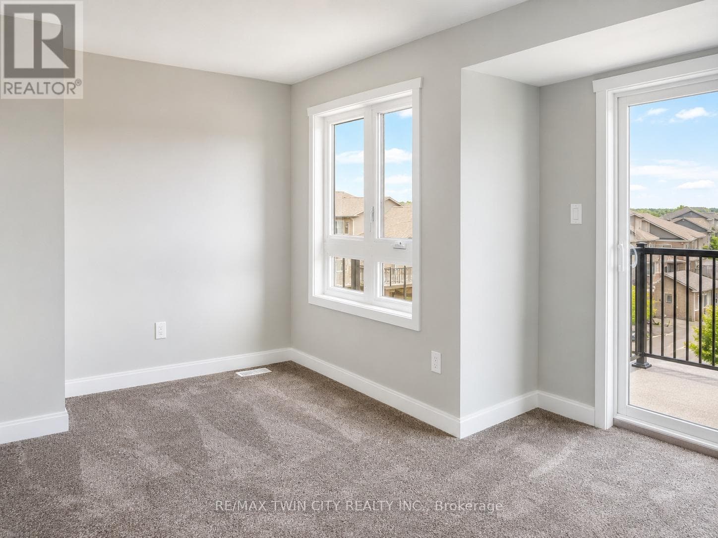 B3 - 1331 COUNTRYSTONE DRIVE — photo 3