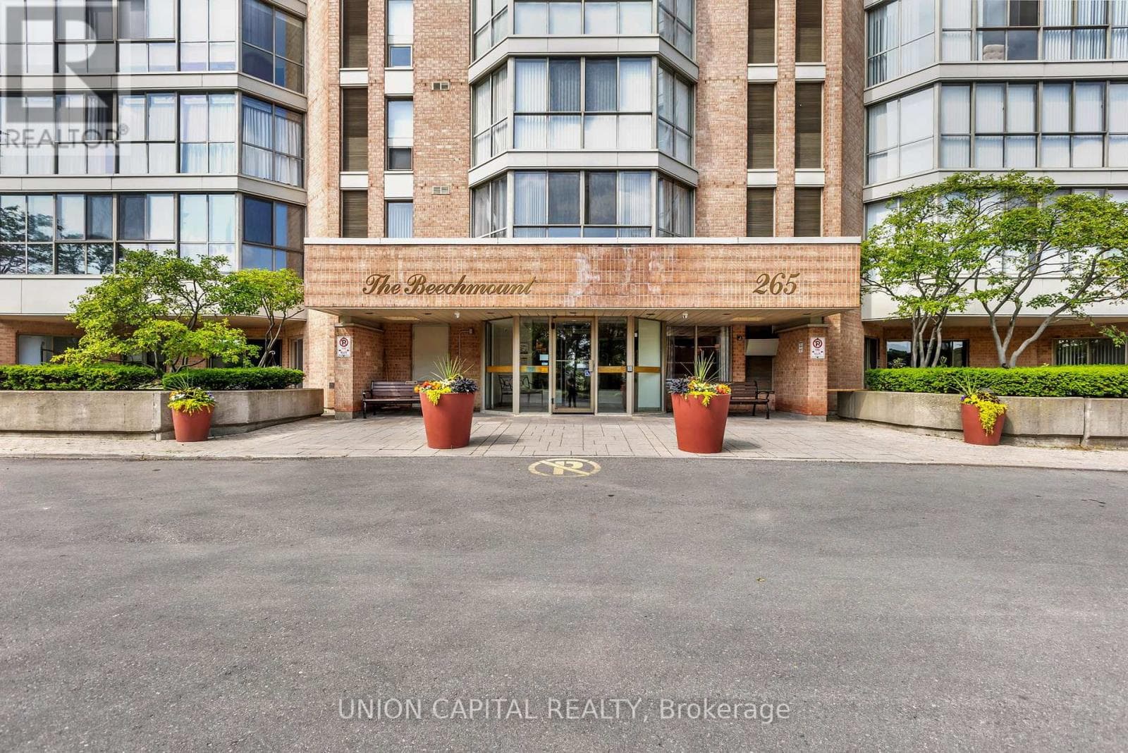 502 - 265 WESTCOURT PLACE — photo 3
