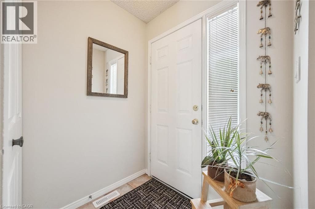 459 BEECHWOOD Place Unit# 21 — photo 3