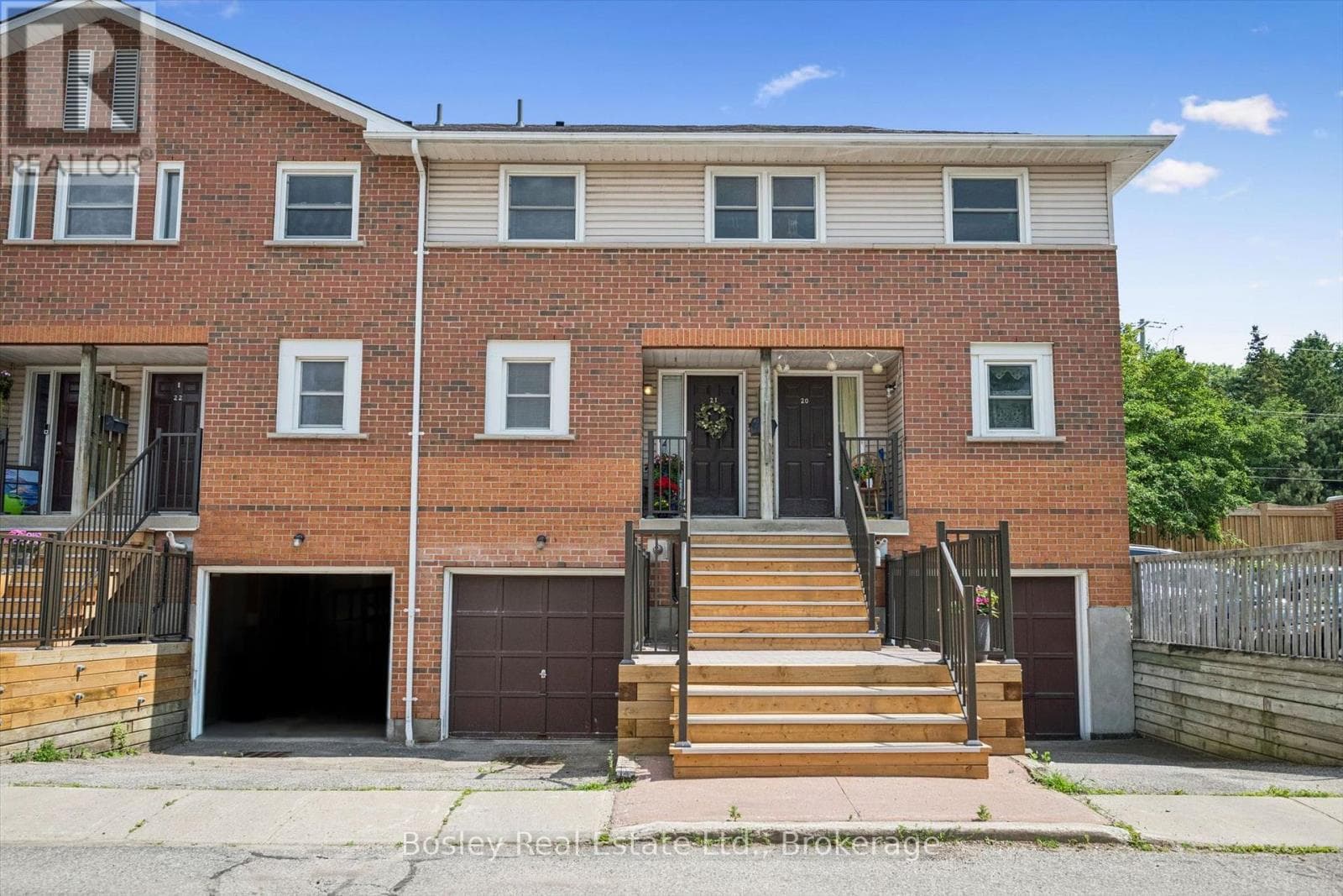 21 - 459 BEECHWOOD PLACE — photo 1