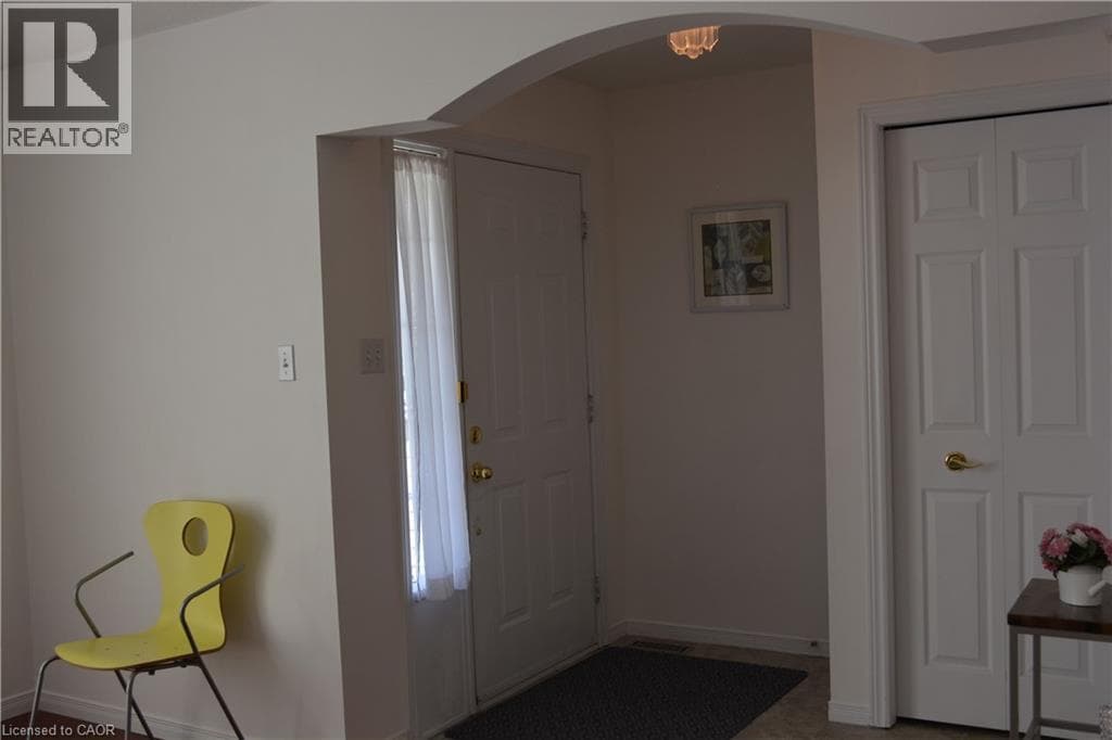 461 COLUMBIA Street W Unit# 49 — photo 3