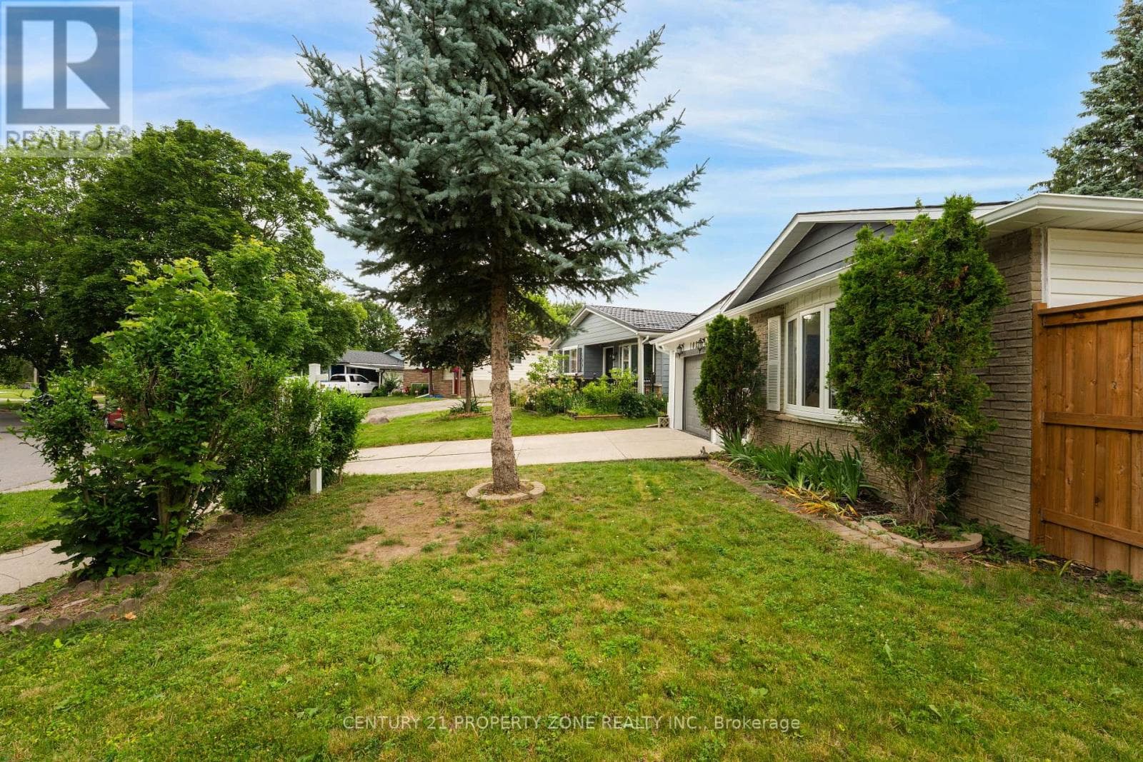 102 HICKORY HEIGHTS CRESCENT — photo 3