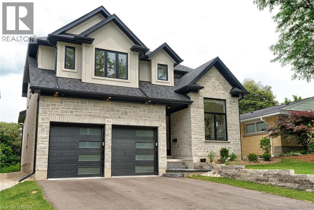 90 MARGARET Avenue N Unit# A — photo 2