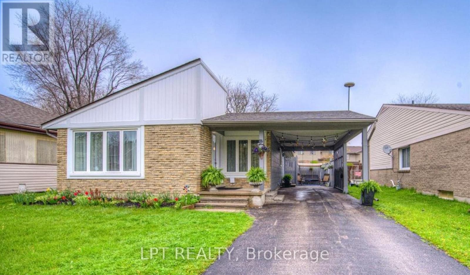 UPPER- 16 BLACKWELL DRIVE — photo 1