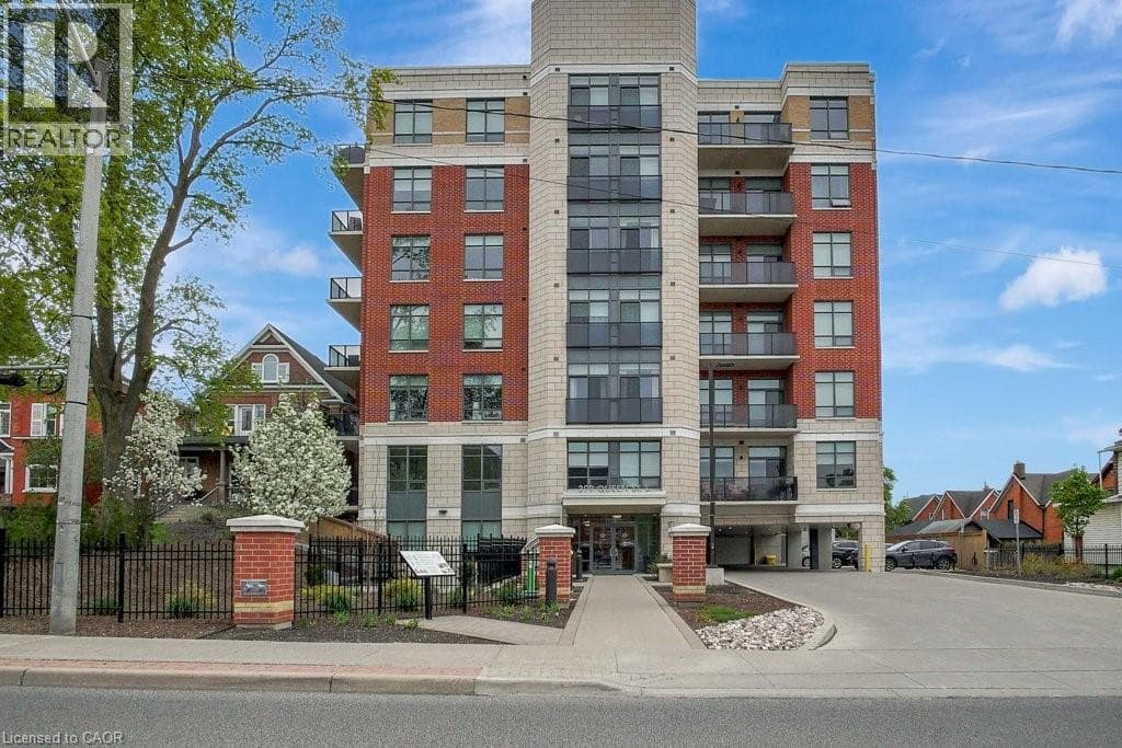 399 QUEEN Street S Unit# 101 — photo 3