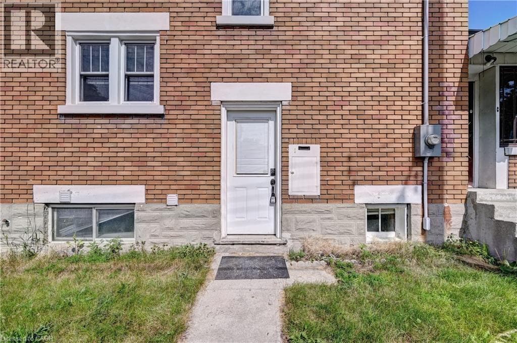 147 COURTLAND Avenue E Unit# Lower — photo 1