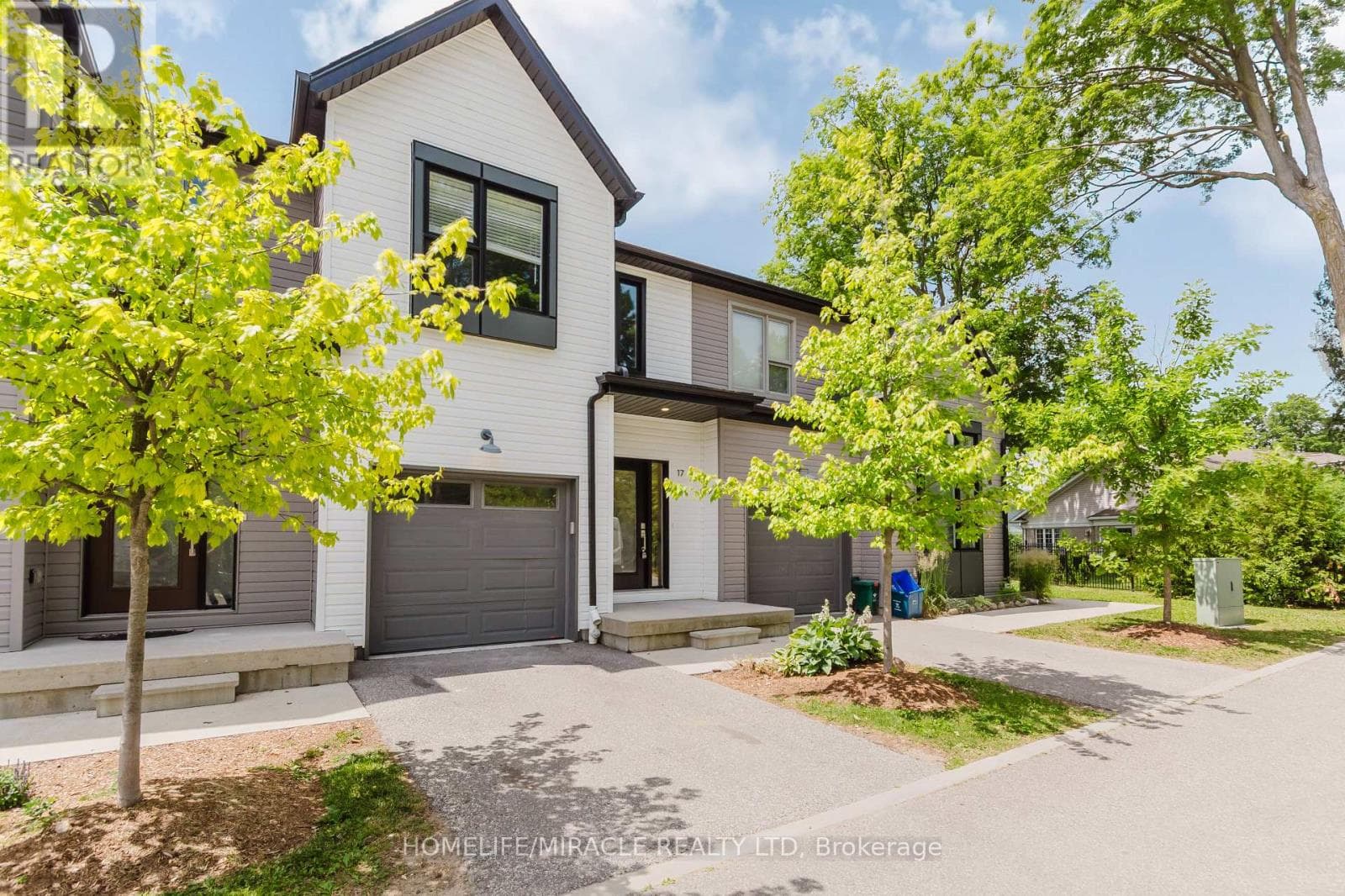 UNIT 17 - 110 FERGUS AVENUE — photo 3