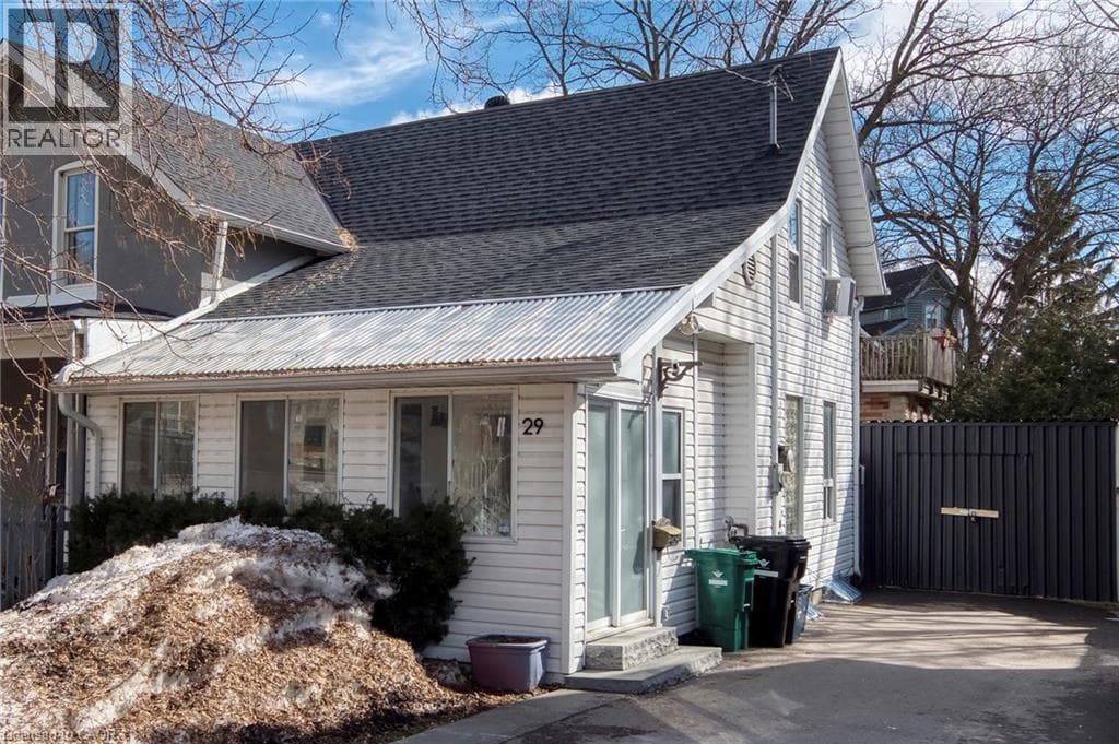 29 ANDREW Street — photo 2