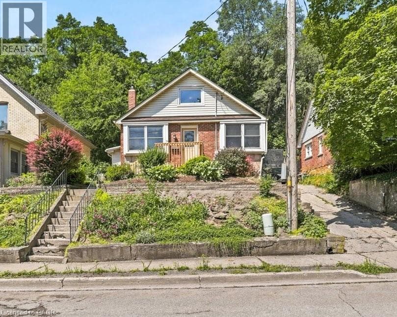 22 RAMORE Street — photo 1