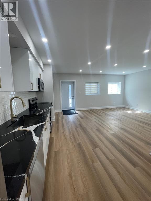 5 SOUTH Drive Unit# 4 — photo 3