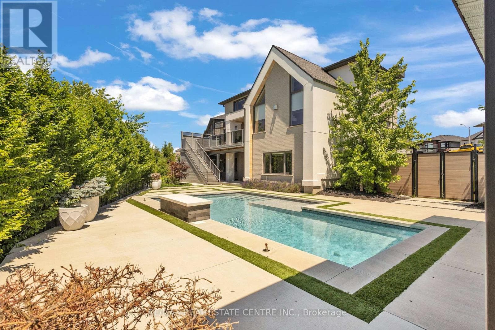920 THOMAS PEDDER COURT — photo 2
