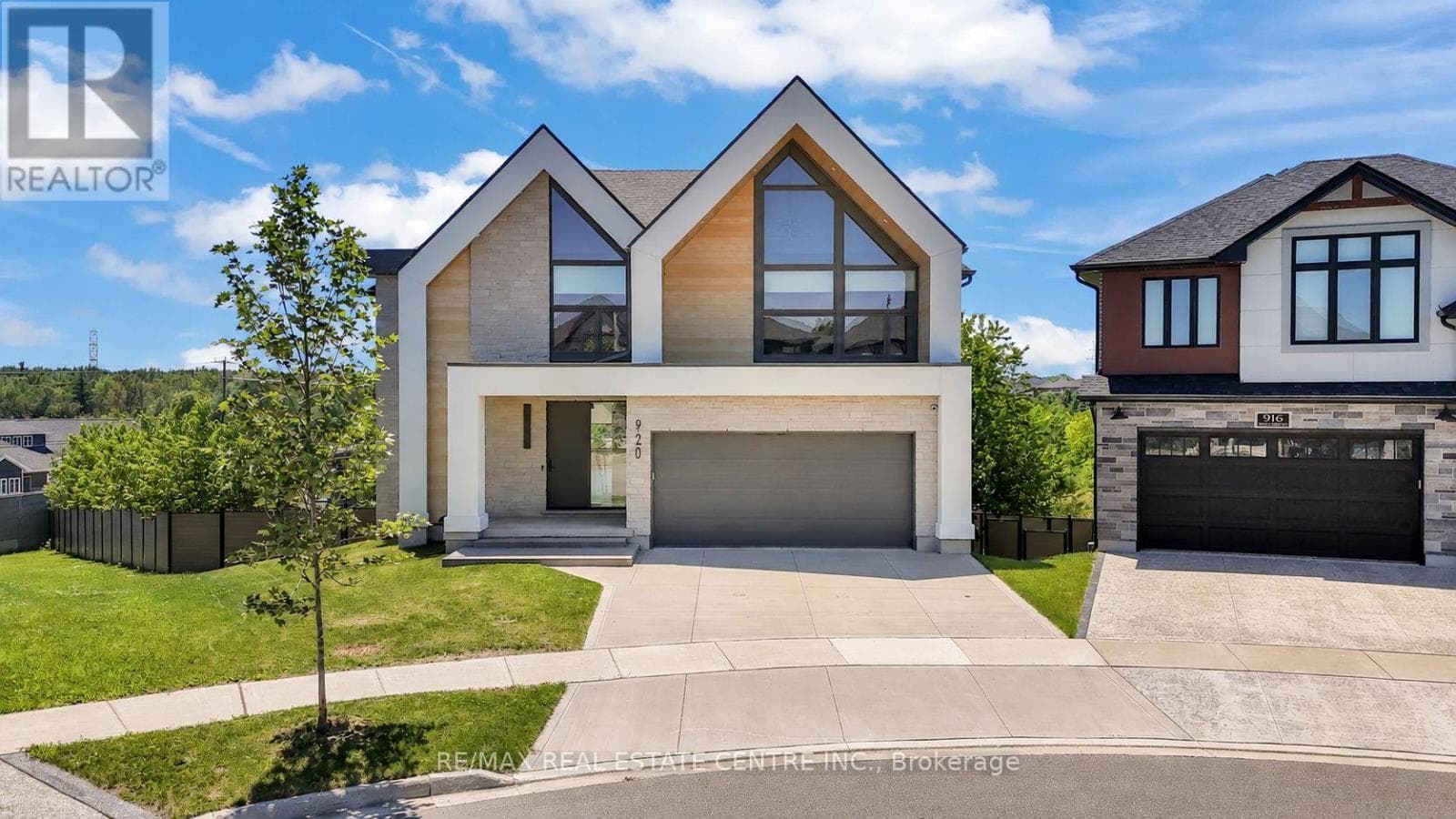 920 THOMAS PEDDER COURT — photo 1