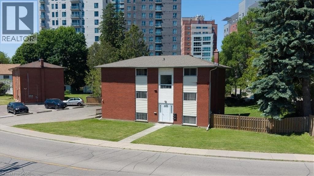 119 REGINA Street N — photo 2