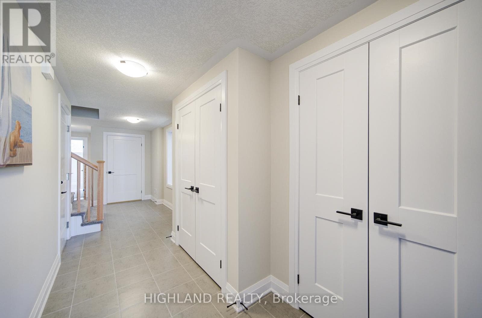 565 BALSAM POPLAR STREET — photo 2