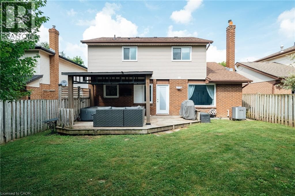 277 CANTERBURY Drive — photo 2