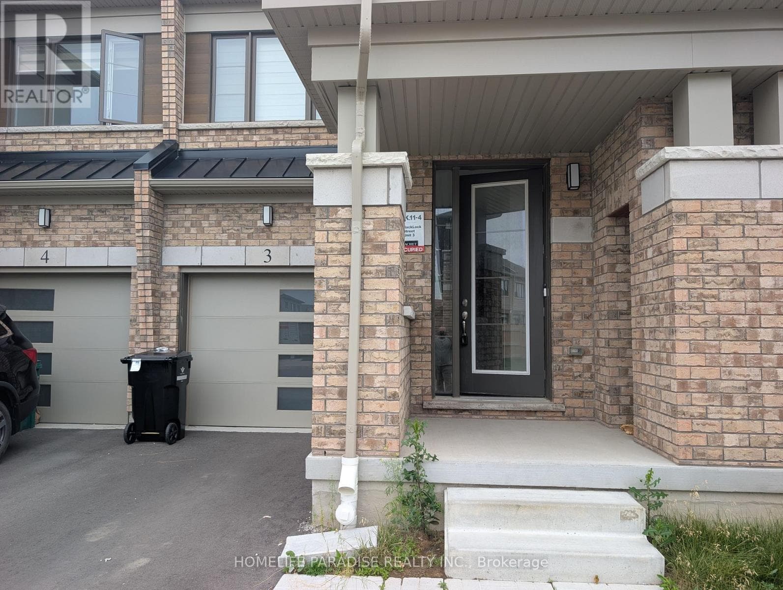 3 - 15 BLACKLOCK STREET E — photo 1