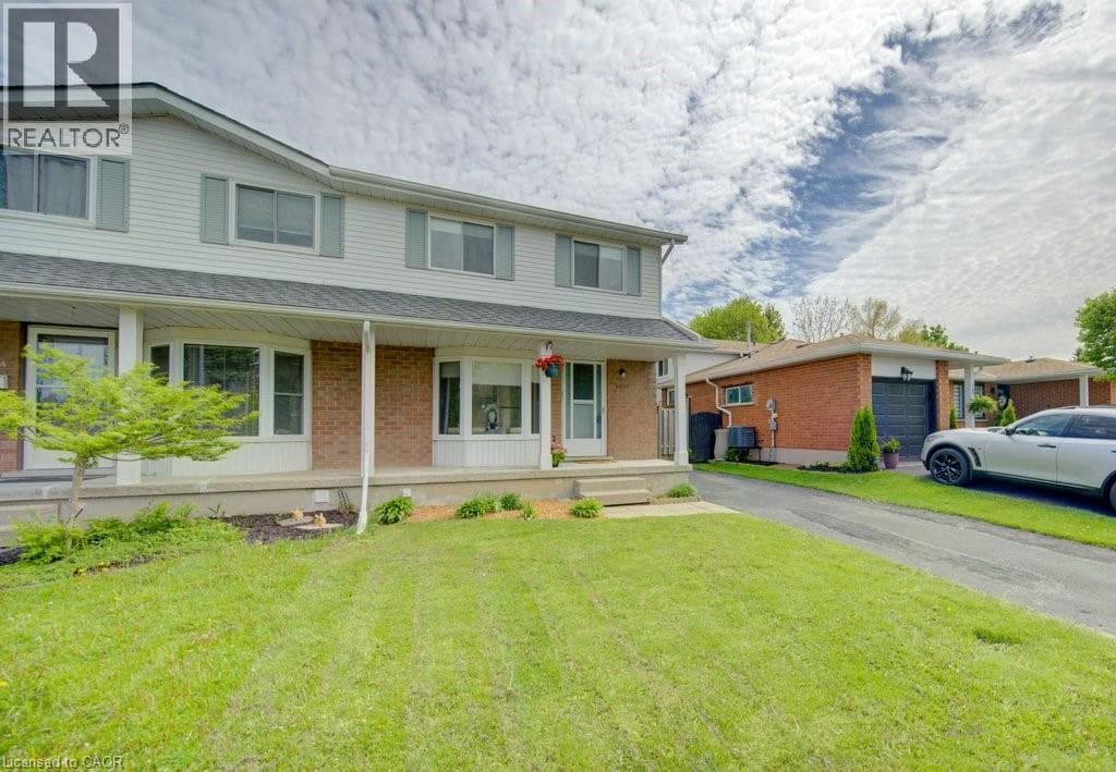 603 PINEROW Crescent Unit# B — photo 3