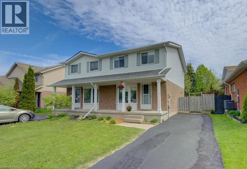 603 PINEROW Crescent Unit# B — photo 1