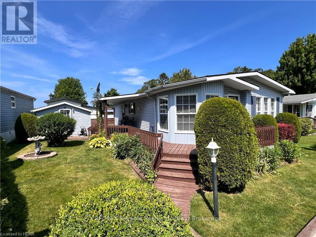 49 Cherokee Lane, Ashfield-Colborne-Wawanosh (Colborne), Ontario  N7A 3Y2 - Photo 4 - X10781097