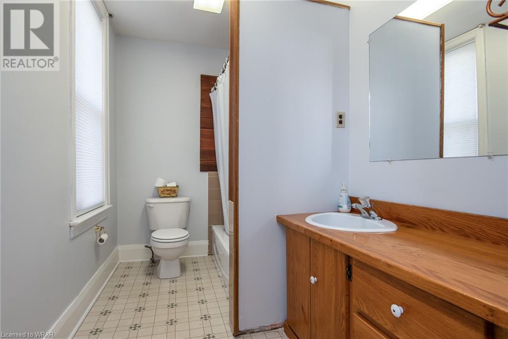 109 College Street, Kitchener, Ontario  N2H 5A2 - Photo 9 - 40609804