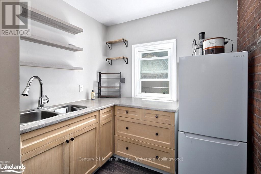 523 Hurontario Street, Collingwood, Ontario L9Y 2N2 - Photo 37 - S10437124