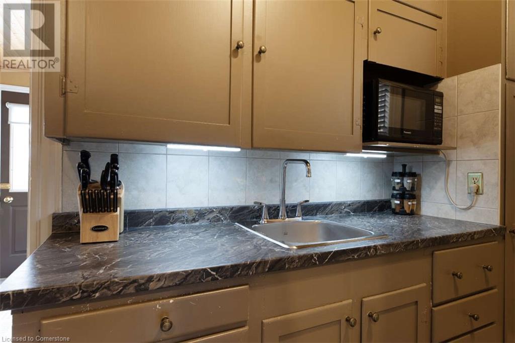 104 North Street, Strathroy, Ontario N7G 1Z5 - Photo 18 - 40674595