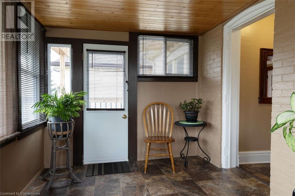 104 North Street, Strathroy, Ontario N7G 1Z5 - Photo 38 - 40674595