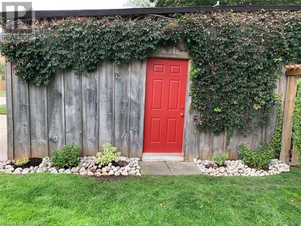 104 North Street, Strathroy, Ontario N7G 1Z5 - Photo 40 - 40674595