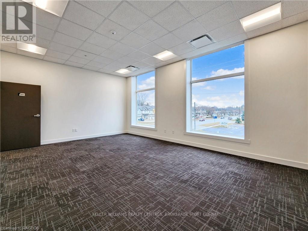 202 - 1020 Goderich Street, Saugeen Shores, Ontario N0H 2C3 - Photo 6 - X11822962