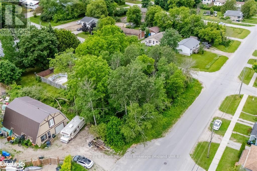 401 Mcnicoll Street, Tay (Port Mcnicoll), Ontario L0K 1R0 - Photo 6 - S10437196
