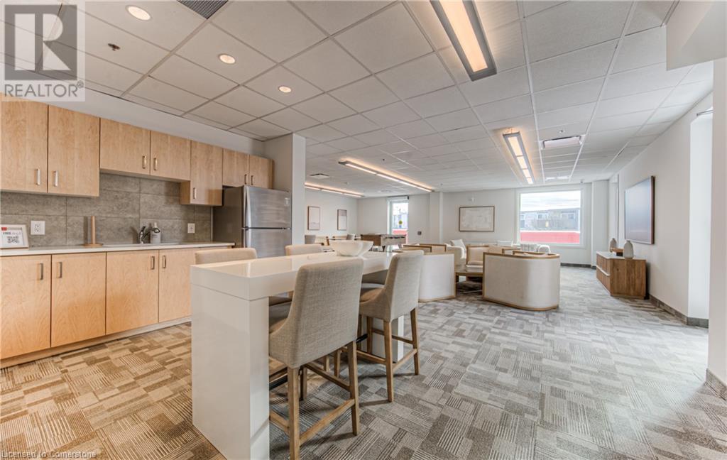 301 Westmount Road W Unit# 414, Kitchener, Ontario  N2M 5M9 - Photo 8 - 40683935