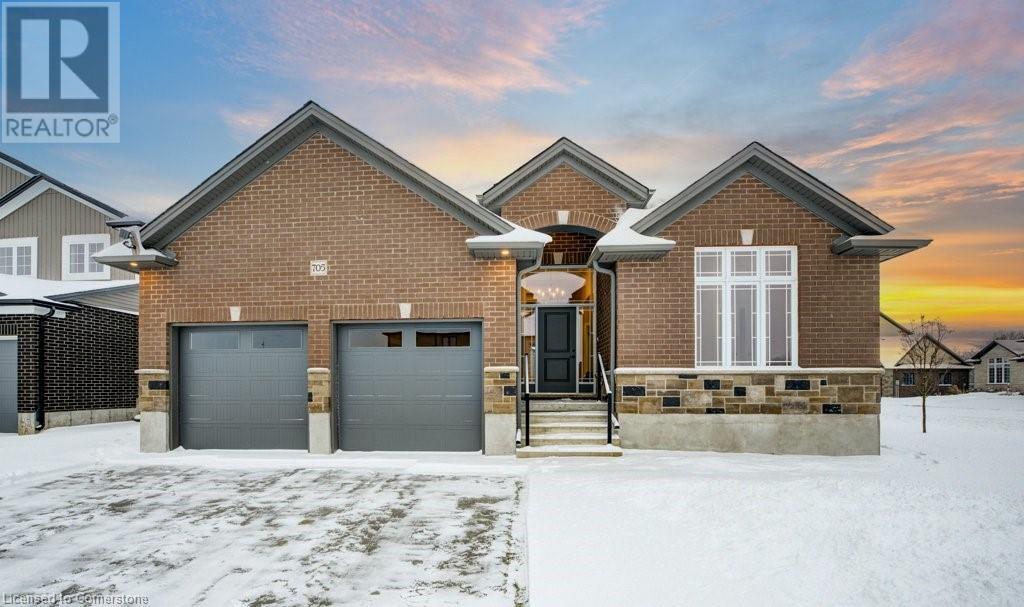 705 Hollinger Drive S, Listowel, Ontario N4W 3V2 - Photo 1 - 40685898