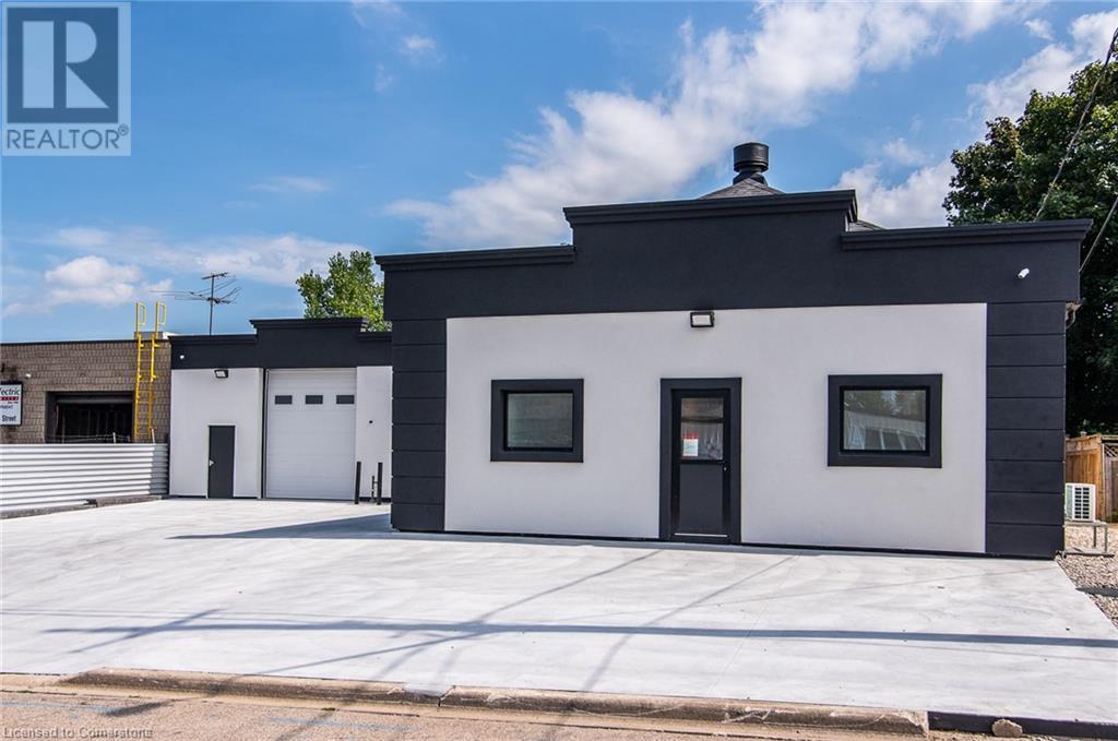 17 Jarvis Street, Cambridge, Ontario  N1R 1G7 - Photo 2 - 40690393