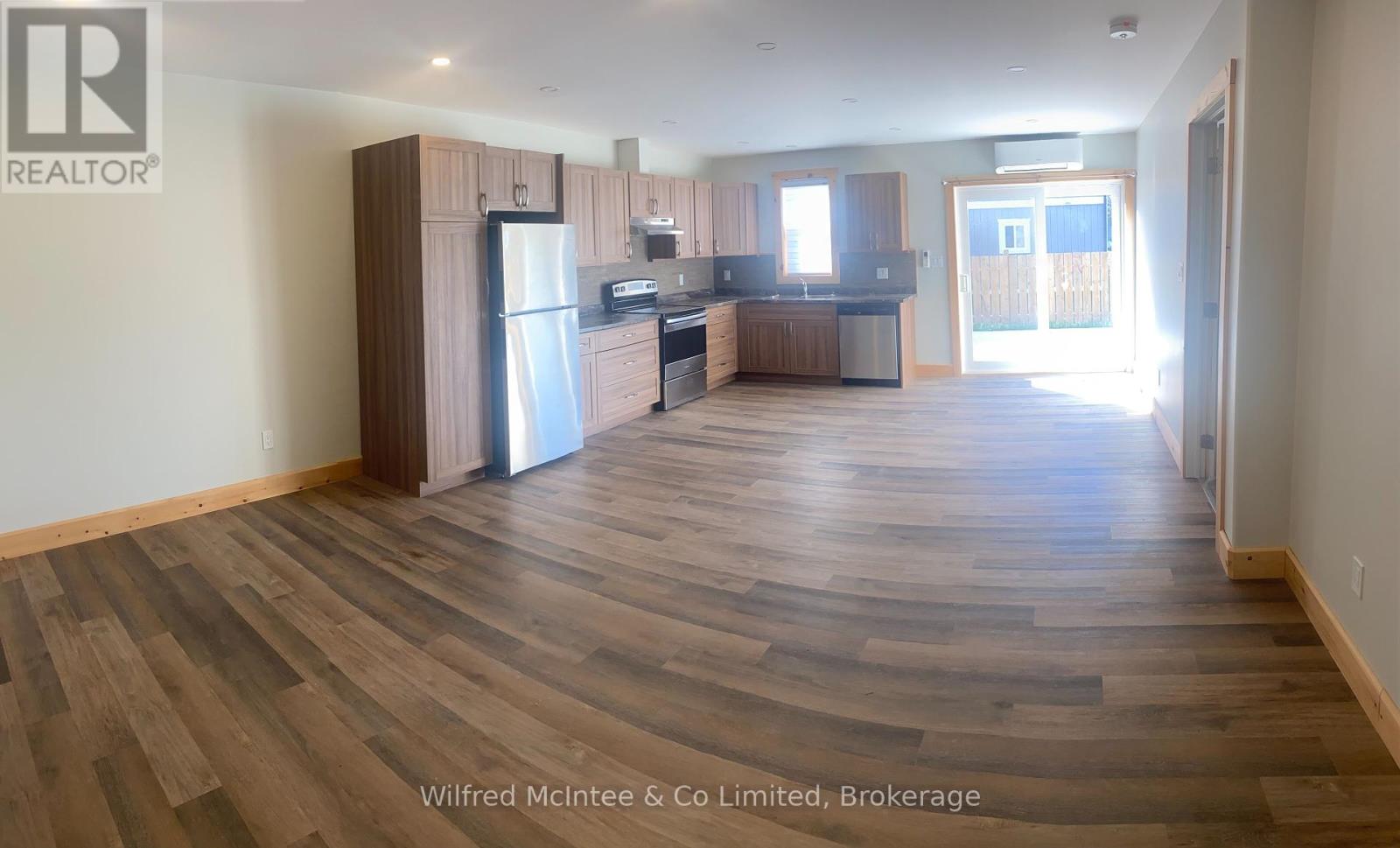 134 Regent Street S, Arran-Elderslie, Ontario  N0G 2N0 - Photo 3 - X11946341