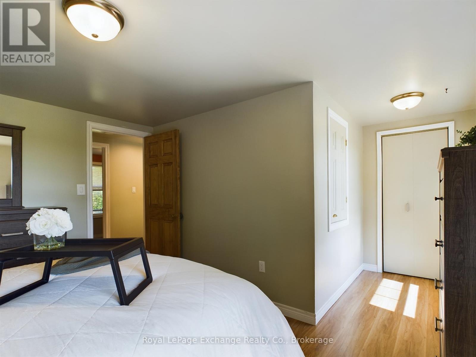 401767 Grey Road 4 Road, West Grey, Ontario  N4N 3B8 - Photo 18 - X11955610