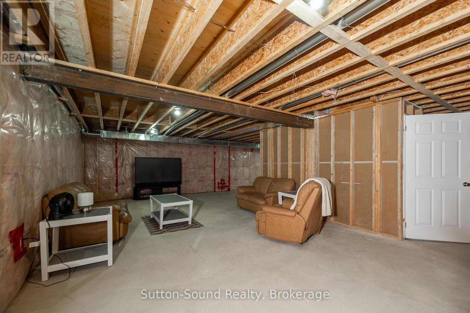 170 Lakeshore Road, Georgian Bluffs, Ontario N0H 2T0 - Photo 19 - X11957145
