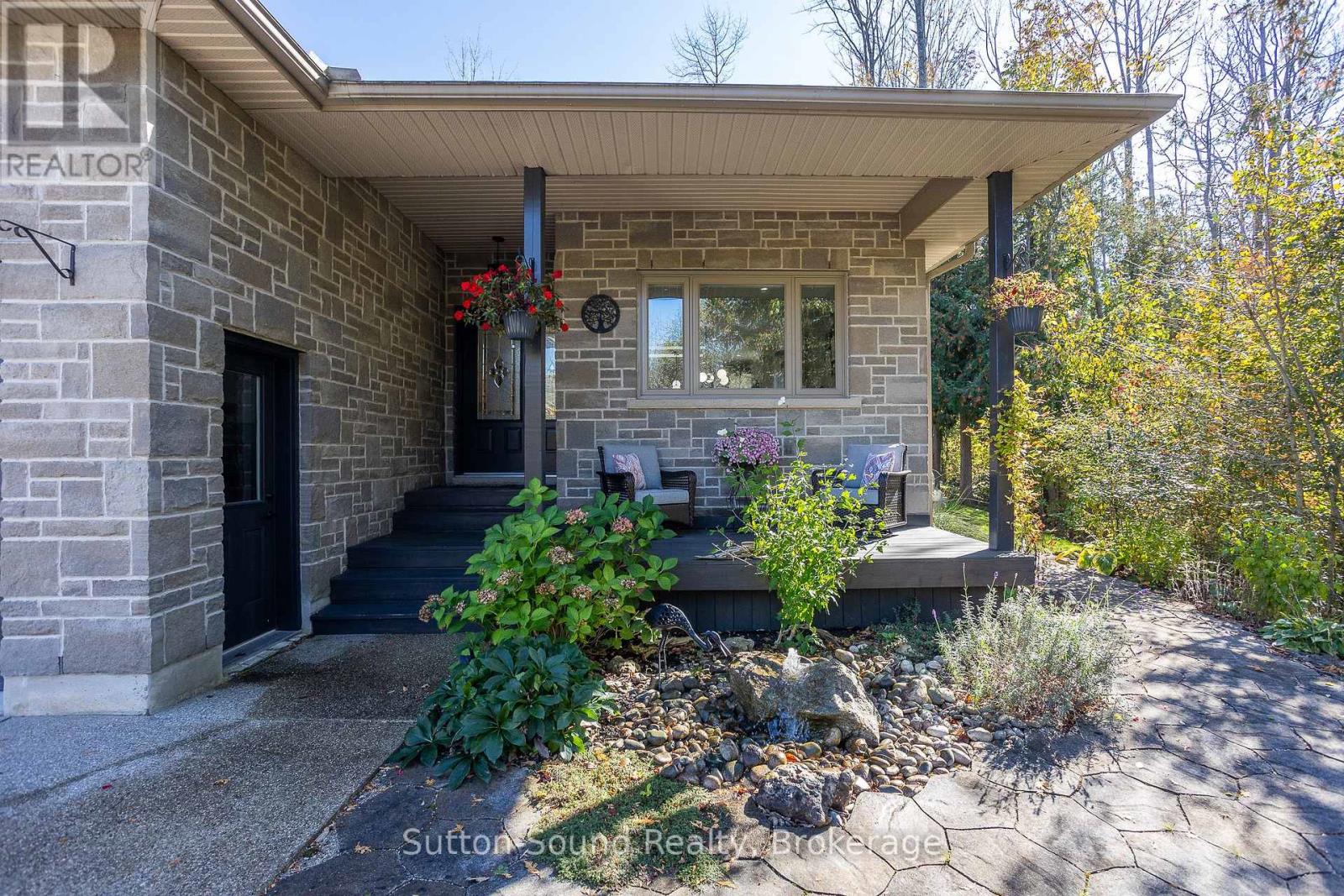 170 Lakeshore Road, Georgian Bluffs, Ontario N0H 2T0 - Photo 27 - X11957145