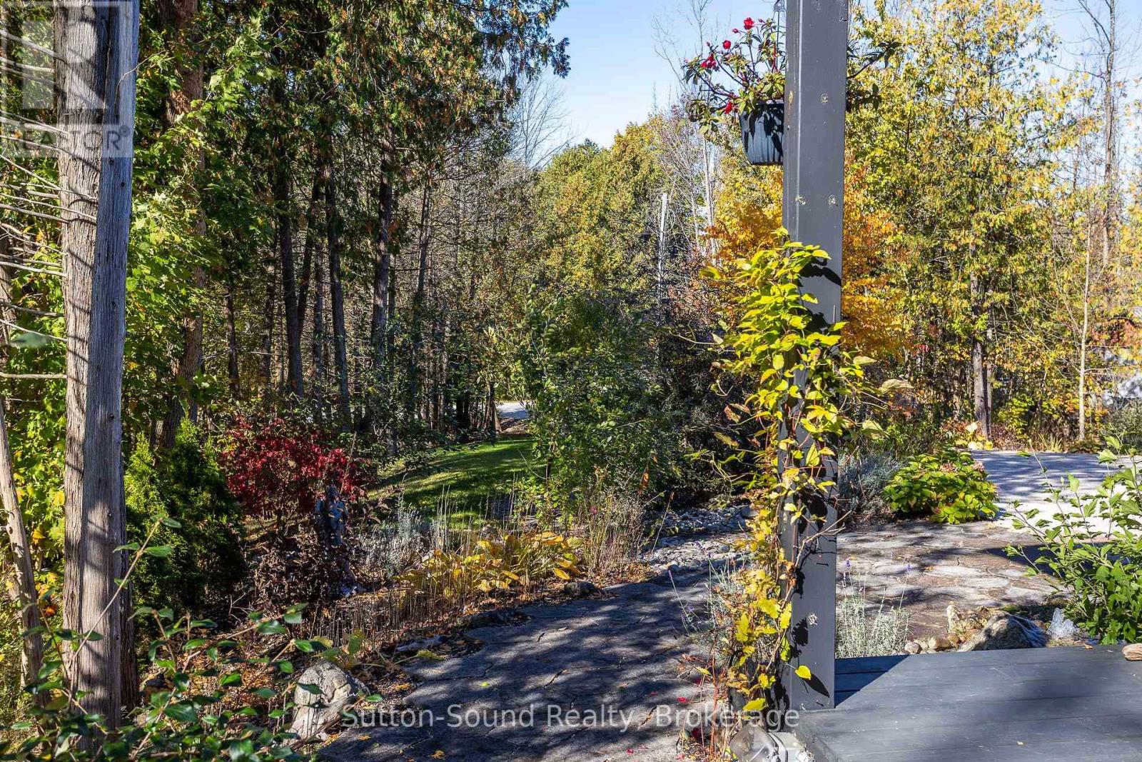 170 Lakeshore Road, Georgian Bluffs, Ontario N0H 2T0 - Photo 28 - X11957145