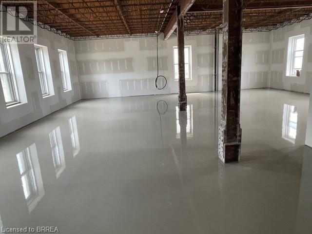 84 Market Street Unit# 101, Brantford, Ontario  N3T 2Z7 - Photo 3 - 40694372