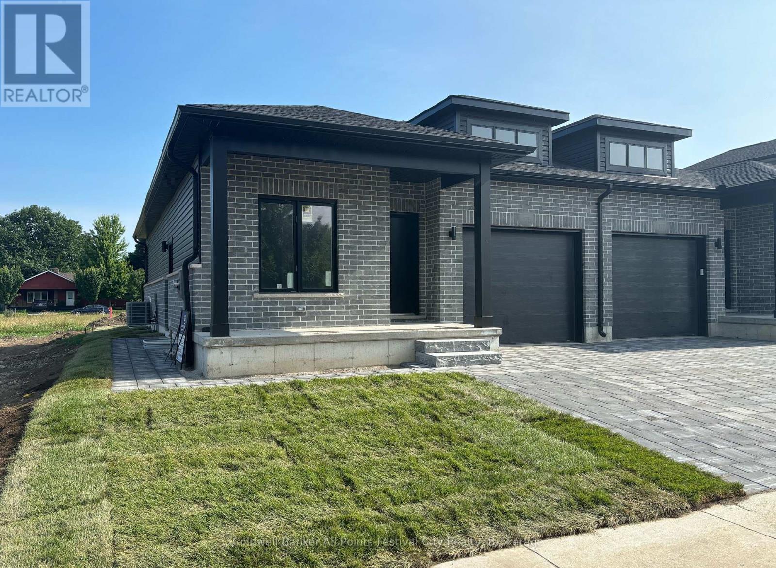 166 Park Street, Goderich (Goderich (Town)), Ontario  N7A 1L2 - Photo 1 - X11969550