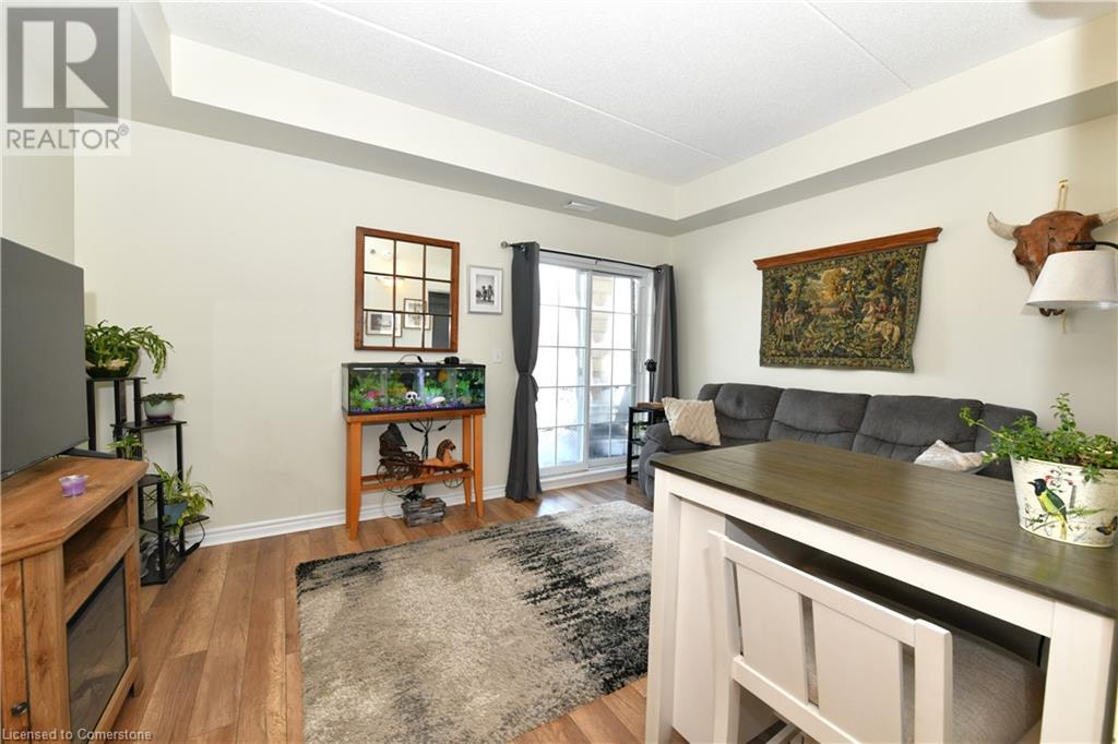 308 Watson Parkway N Unit# 118, Guelph, Ontario  N1E 0G7 - Photo 4 - 40701576