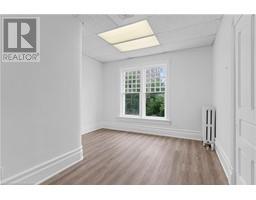 18 WEBER Street W Unit# office 6, kitchener, Ontario