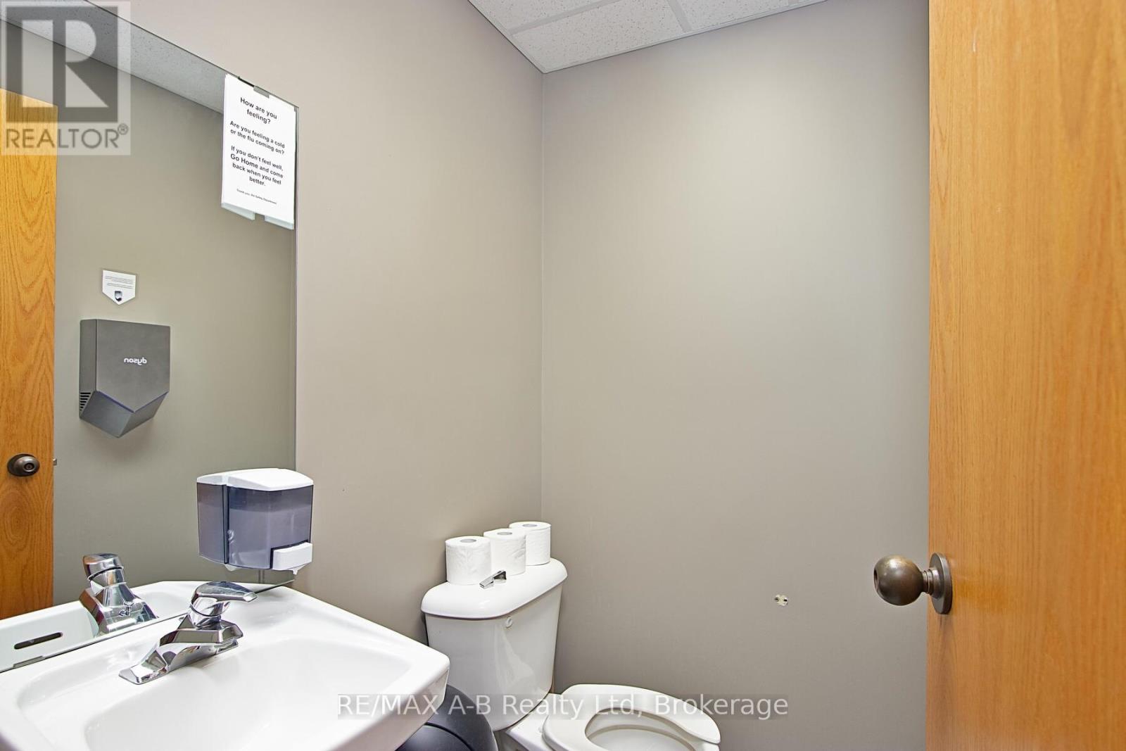 140 Foundry Street, Wilmot, Ontario N3A 2P7 - Photo 43 - X11992755