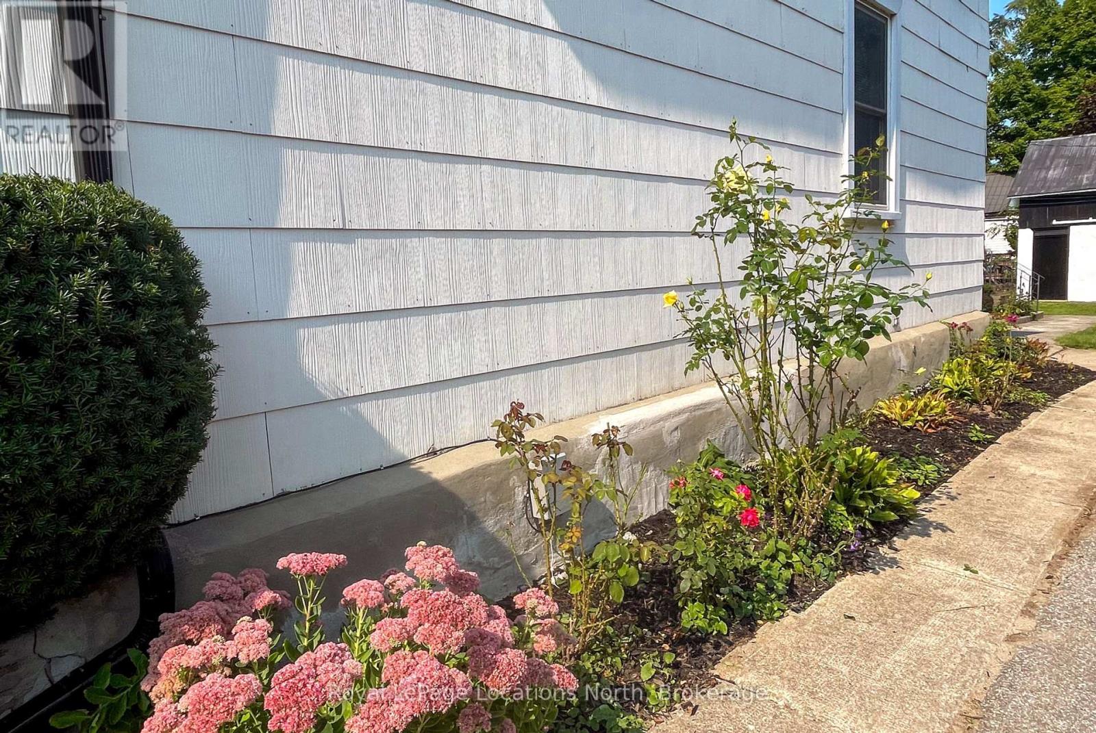 210 Cherry Street, Clearview (Stayner), Ontario  L0M 1S0 - Photo 10 - S12000537